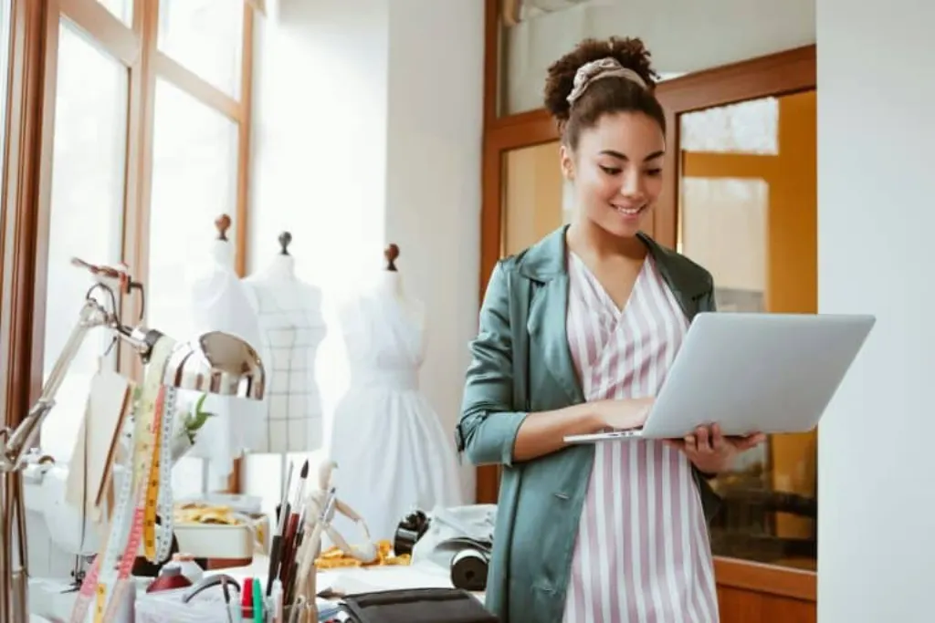 ¡Descubre la fórmula infalible para redactar emails B2B que te garantizan conversiones exitosas!